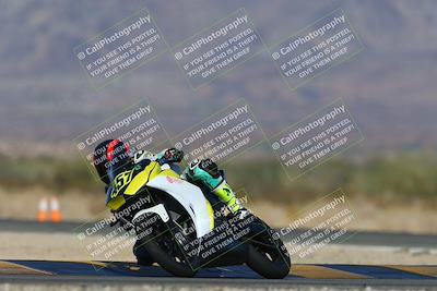 media/Dec-06-2024-CVMA Friday Practice (Fri) [[e1d1c5d4fc]]/4-Group 4 and Trackday/Session 3 (Turn 14)/